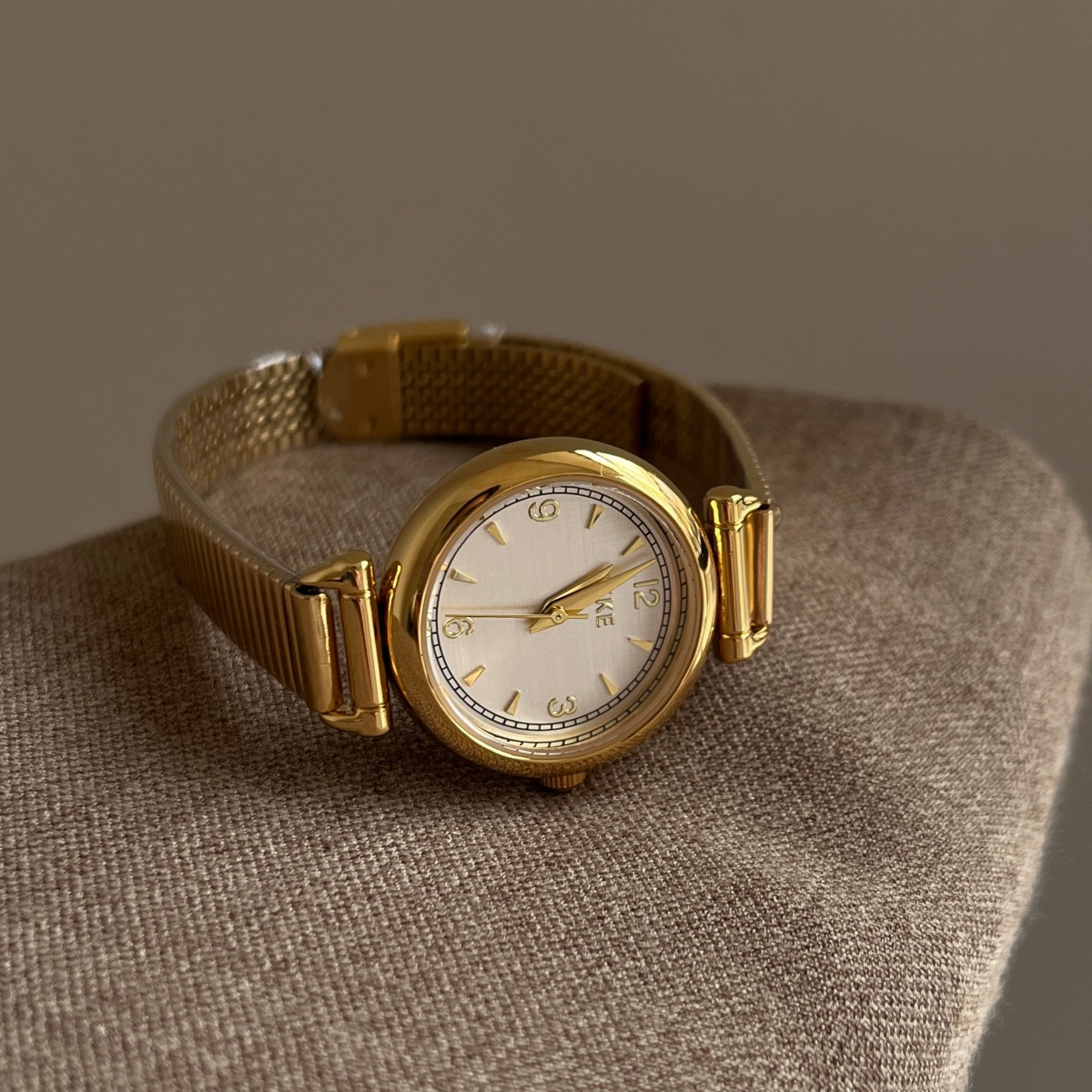 Luksusowy zegarek w stylu vint – Luxury Watch Leather Strap recenzja i cena