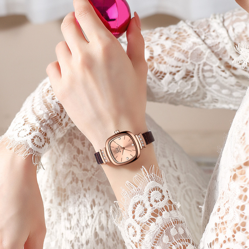 Damski zegarek w kolorze różow – Luxury Watch Leather Strap recenzja i cena