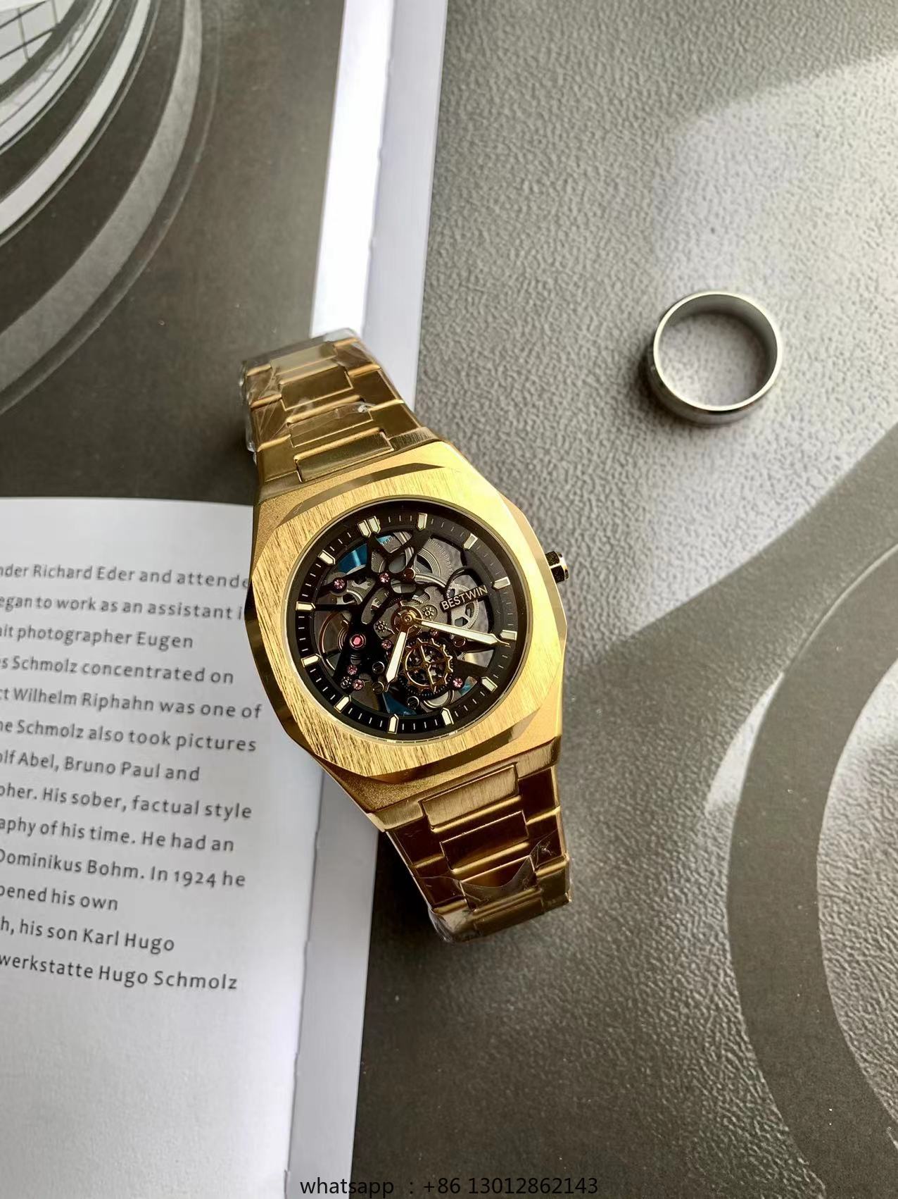 Zegarek kwarcowy ze stali, wod – Luxury Watch Square recenzja i cena